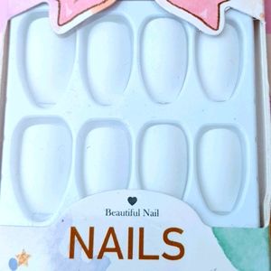🤍NEW🤍 💅 White Press On Nail Set